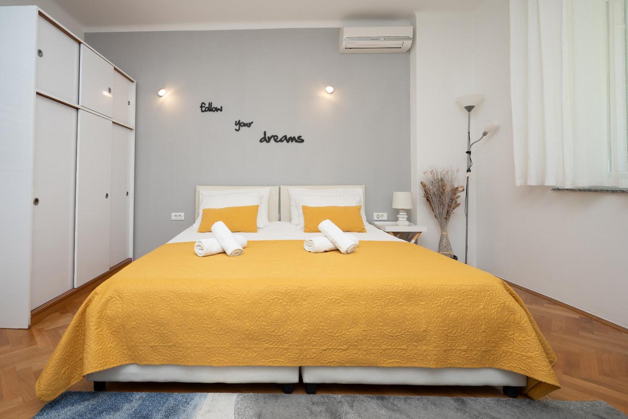 Nena Studio Apartment Zadar Eksteriør bilde
